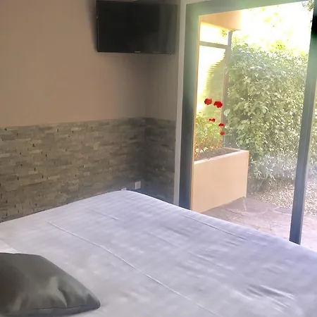 Les Sarments Apartamento Le Lavandou